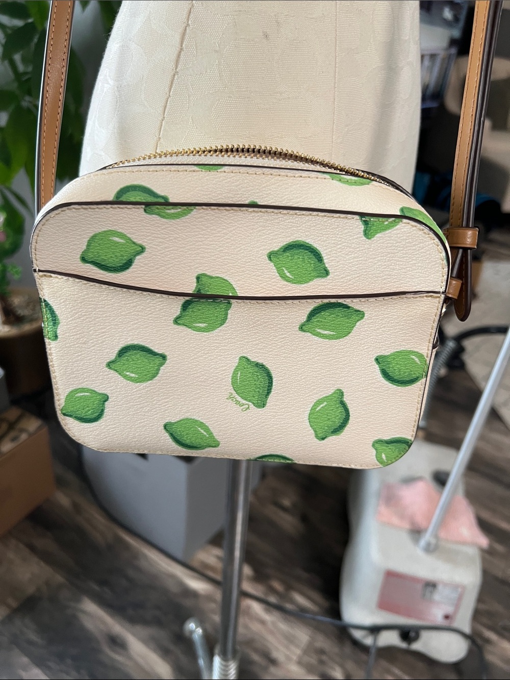 Coach Jamie crossbody with Limes - Picture 3 of 5